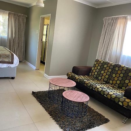 Savoy Hotel Fort Beaufort Dış mekan fotoğraf