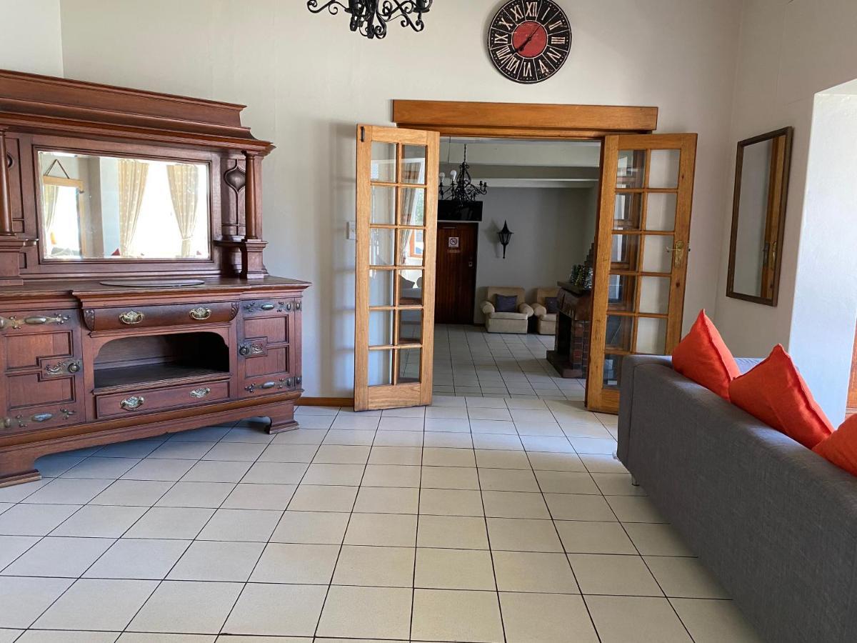 Savoy Hotel Fort Beaufort Dış mekan fotoğraf