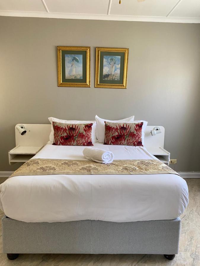 Savoy Hotel Fort Beaufort Dış mekan fotoğraf